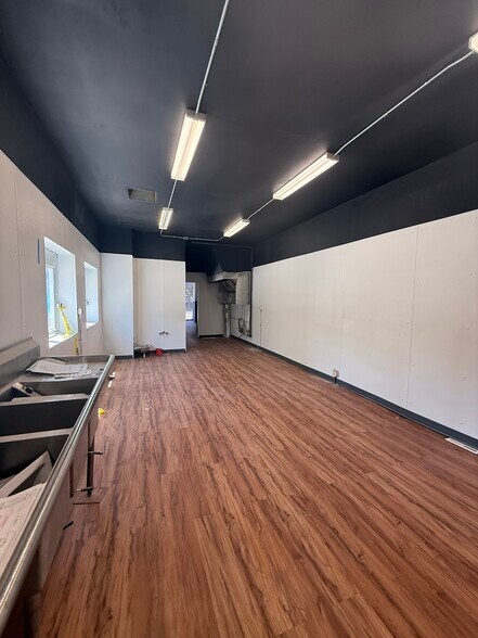 More Photos Of 66 E Franklin St, Hagerstown Storefront For Sale