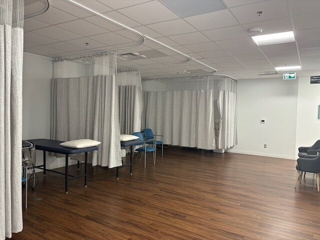 More Photos Of 150 Main St W, Hamilton Apartments For Lease