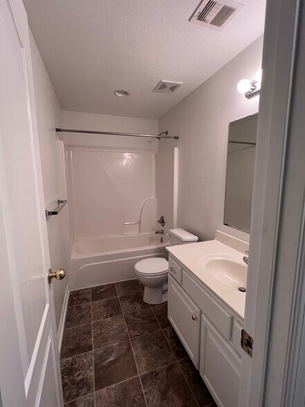 More Photos Of 3005-3033 S Shrank Cir, Independence Apartments For Sale