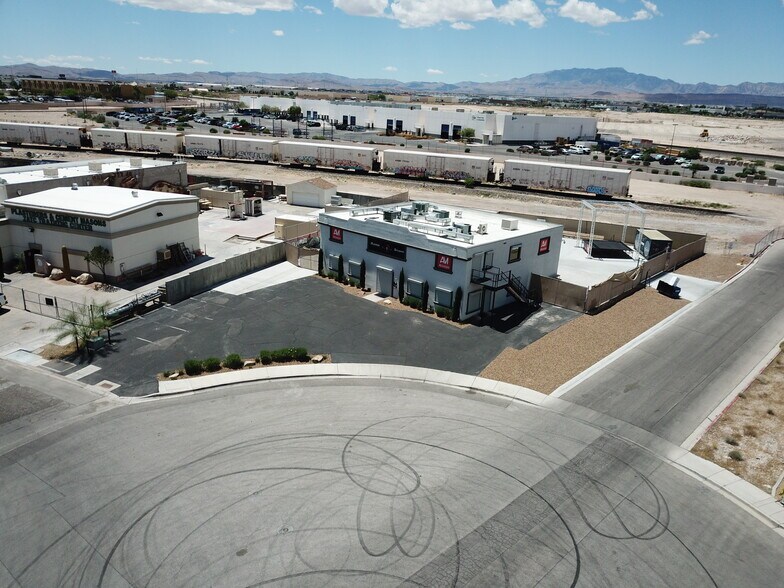 More Photos Of 4251 W Oquendo Rd, Las Vegas Light Distribution For Sale