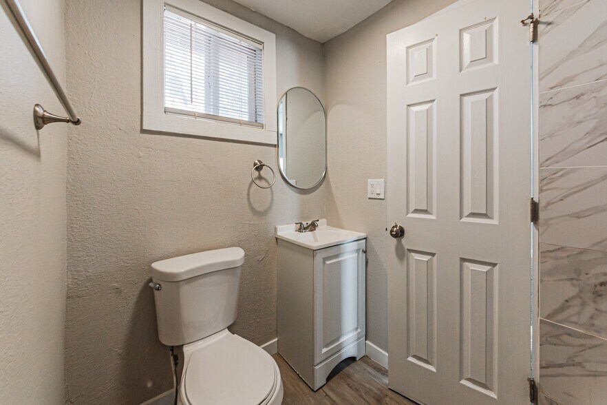 More Photos Of 3428 W Colorado Ave, Colorado Springs Apartments For Sale