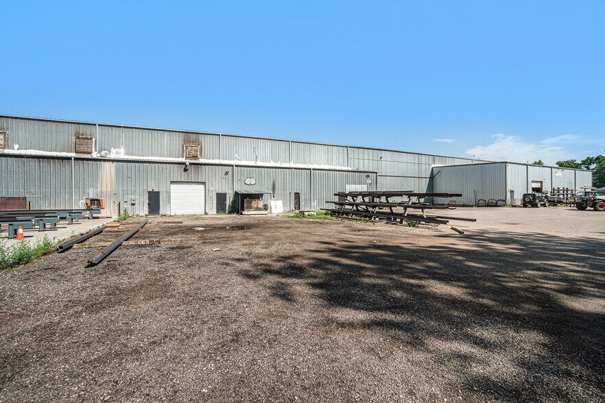 More Photos Of 170 SW 2nd St, Loveland Warehouse For Lease