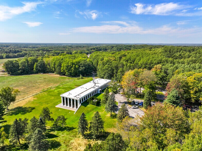 More Photos Of 1 Broadcast Way, Cadillac Medical For Sale