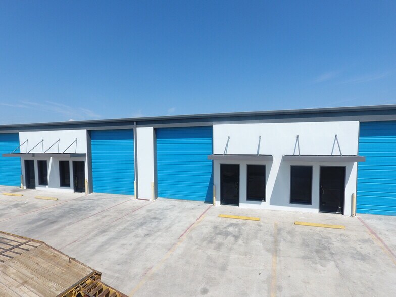 More Photos Of 6225 E Highway 114, Rhome Unknown For Lease