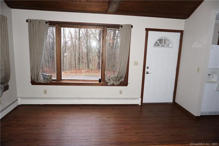 More Photos Of 284 Merrow Rd, Tolland Office For Lease