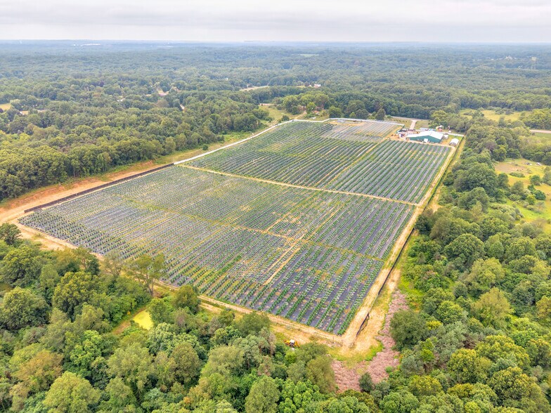 More Photos Of 21736 Bedford Rd N, Battle Creek Industrial For Sale
