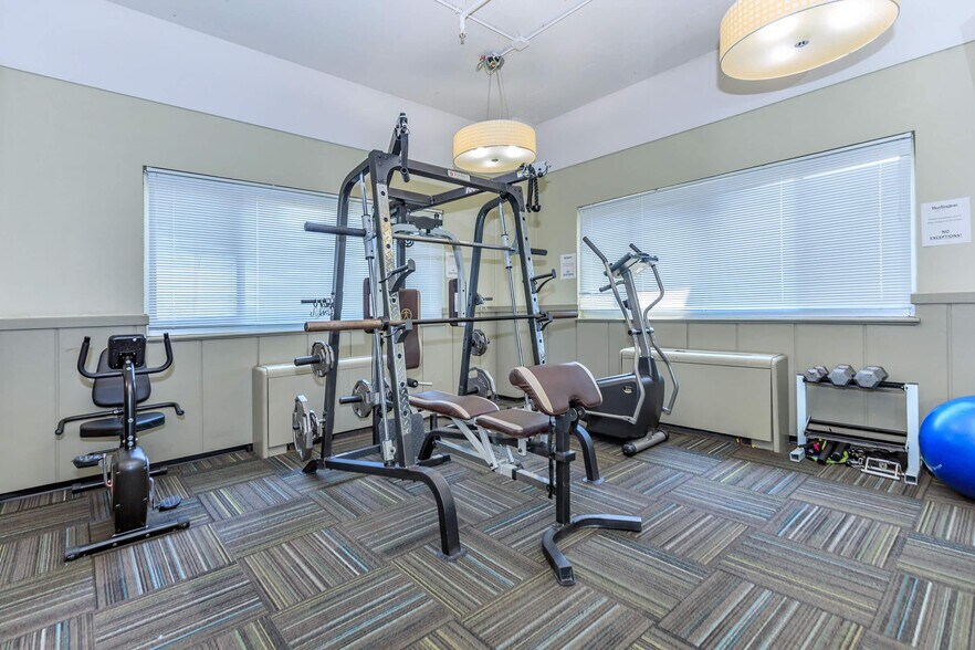 More Photos Of 320 N 22nd St, Omaha Apartments For Sale