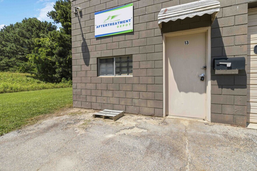 More Photos Of 13 Alexander St, Winder Land For Sale