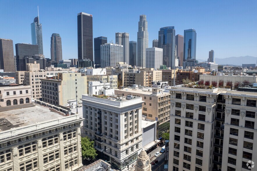 Primary Photo Of 761 S Broadway, Los Angeles Office Residential For Sale