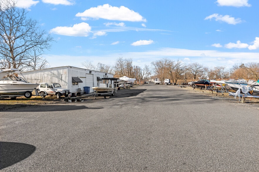 More Photos Of 625 Harrison St, Riverside General Retail For Sale