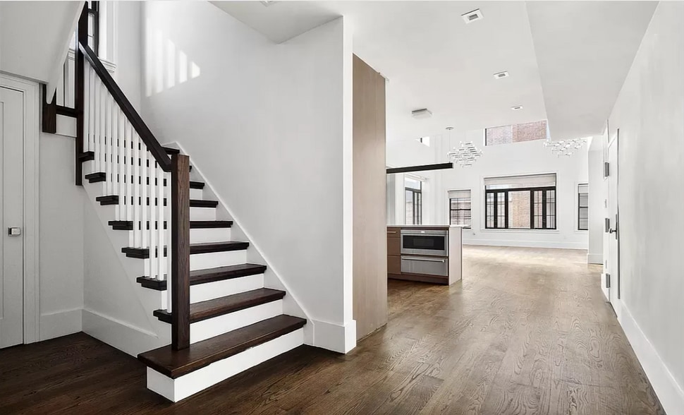 More Photos Of 74 Franklin St, New York Apartments For Sale