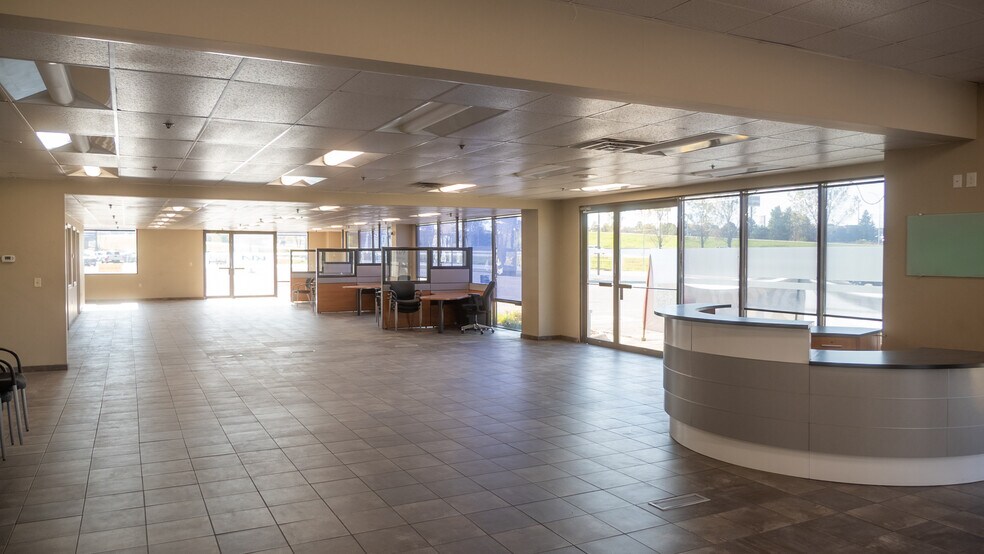 More Photos Of 4444 Highway 52 N, Rochester Auto Dealership For Sale