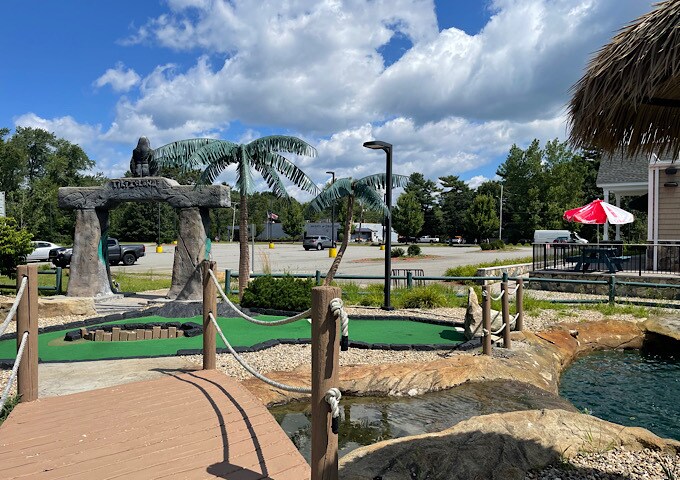 More Photos Of 2087 Main St, Tewksbury Freestanding For Sale