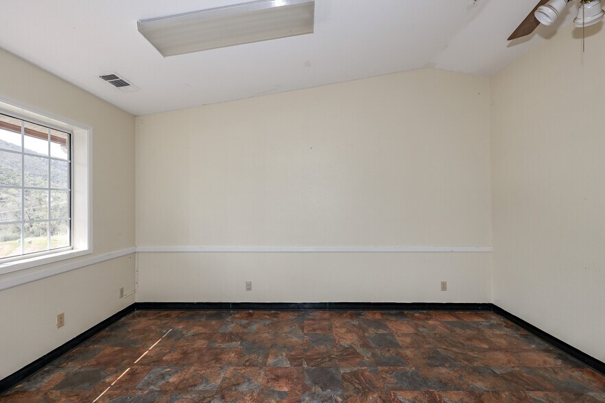 More Photos Of 5320 State Highway 49, Mariposa Office Residential For Sale