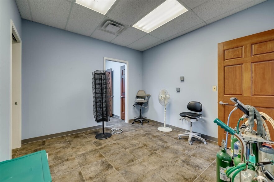 More Photos Of 1466 Columbia Hwy N, Aiken Medical For Sale