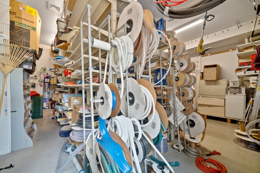 More Photos Of , Leonia General Retail For Sale