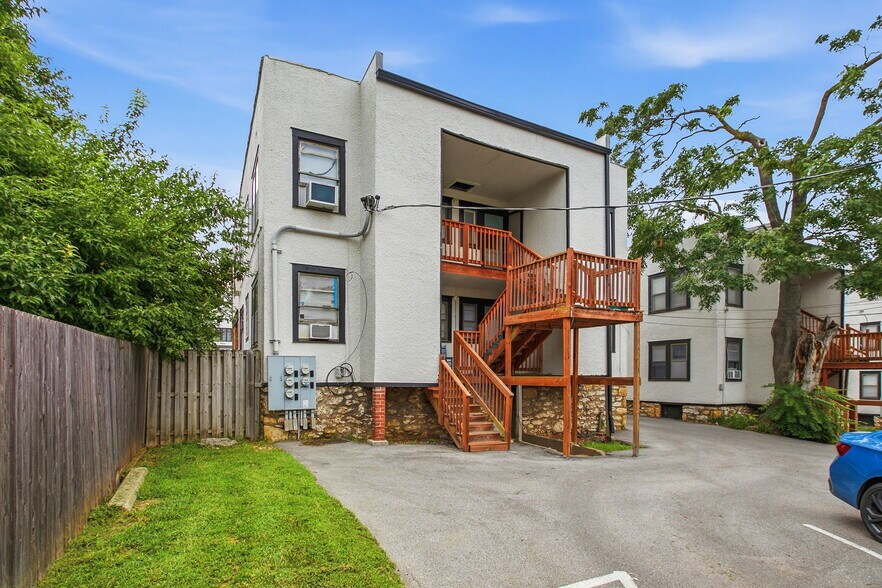 More Photos Of 4340-4342 Holly St, Kansas City Multifamily For Sale