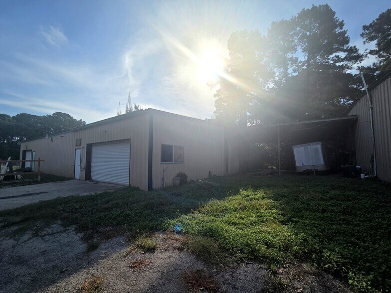 More Photos Of 2745 Interstate 45 S, New Waverly Manufacturing For Sale