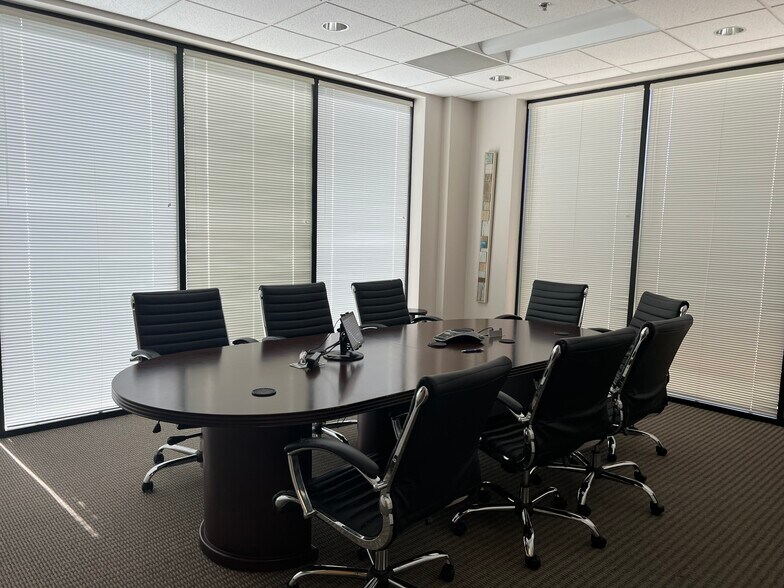 More Photos Of 785 Orchard Dr, Folsom Office For Lease