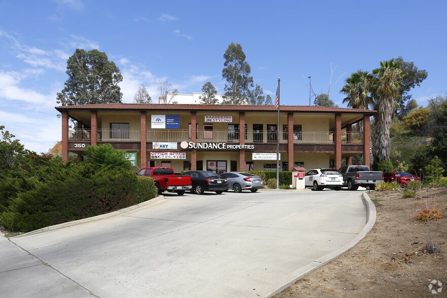More Photos Of 350 Railroad Canyon Rd, Lake Elsinore Office For Sale