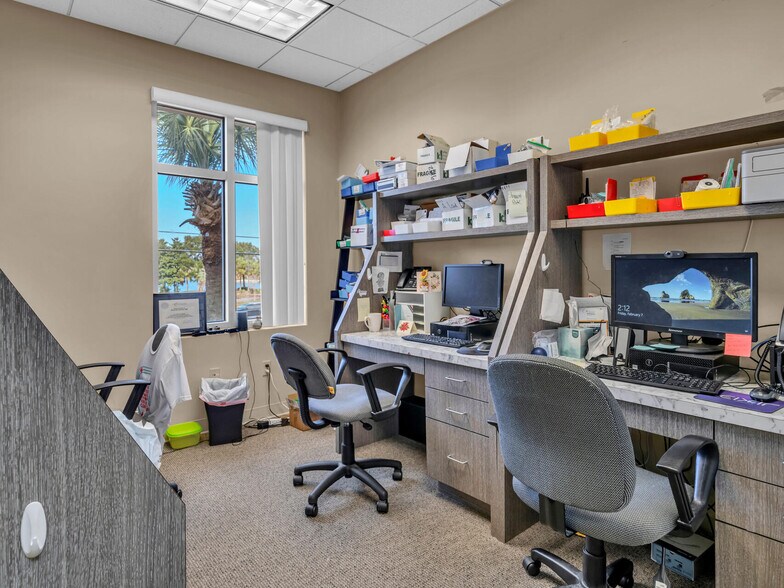 More Photos Of 4635 Gulfstarr Dr, Destin Medical For Sale