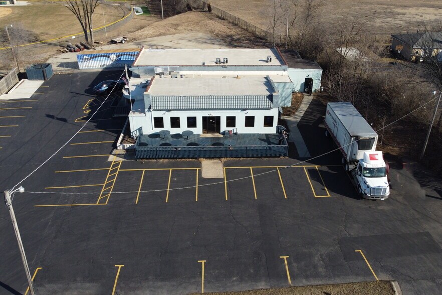 More Photos Of 2816 Route 120, Mchenry Restaurant For Sale