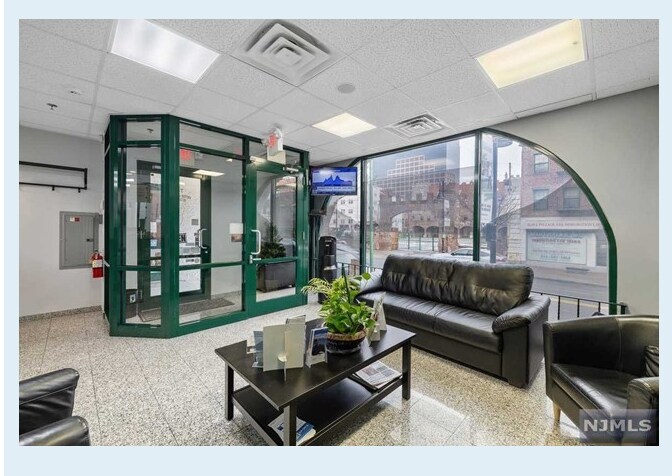 More Photos Of 73-75 Ferry St, Newark Storefront Retail Office For Sale