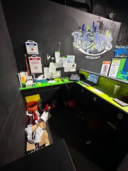 More Photos Of 1250 4th Ave NW, Minot Storefront For Lease