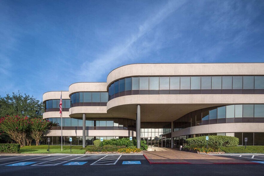 More Photos Of 16340 Park Ten Place Dr, Houston Office For Lease