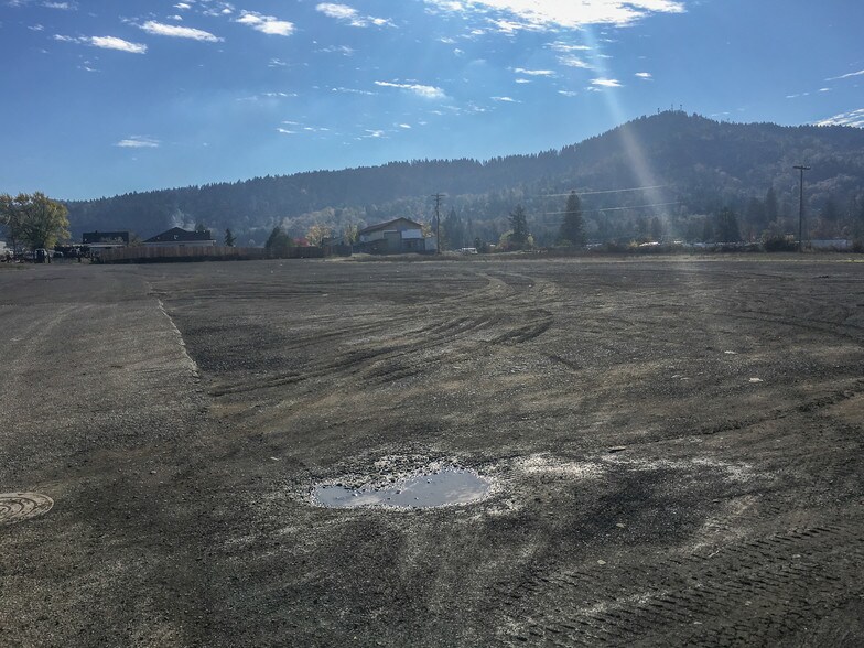 More Photos Of 181 Hutchins St, Sutherlin Land For Sale