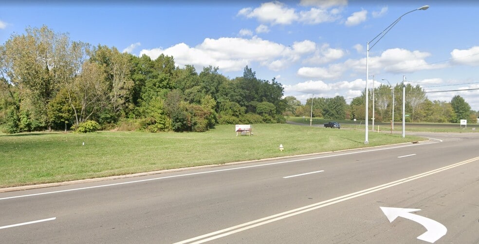 More Photos Of 2011 E Waterloo Rd, Akron Land For Sale