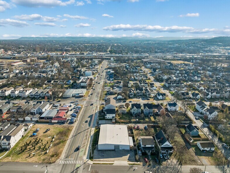 More Photos Of 5101 Kentucky Ave, Nashville Office For Sale