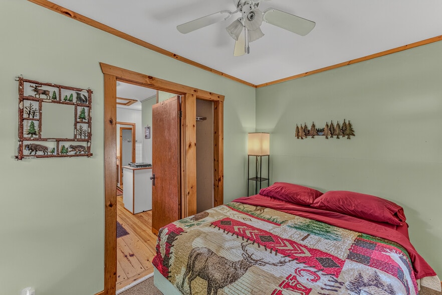 More Photos Of 218 US Route 3, Lincoln Hospitality For Sale