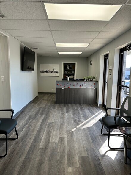 More Photos Of 4339 Centergate St, San Antonio Light Manufacturing For Lease