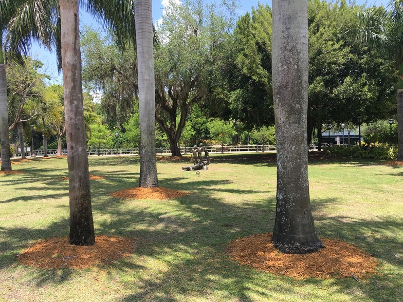 More Photos Of 27725 Old US Highway 41, Bonita Springs Office For Lease