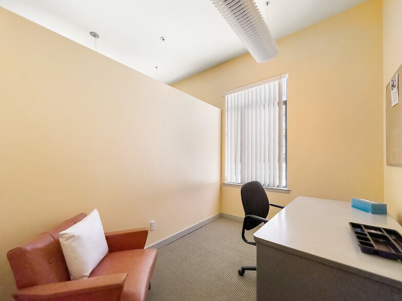More Photos Of 1717-1719 Powell St, San Francisco Office For Sale