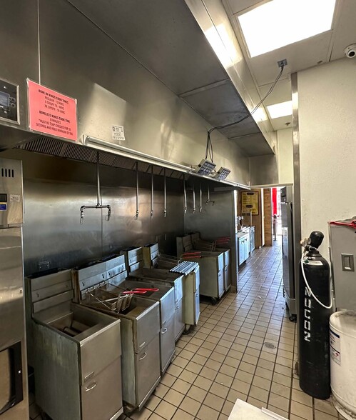 More Photos Of Parker Rd @ Arapahoe, Aurora Unknown For Lease