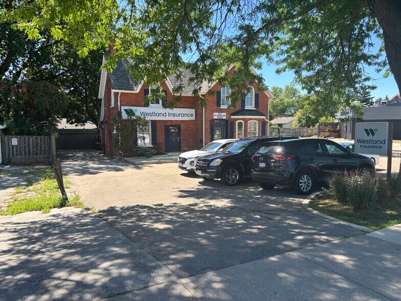 More Photos Of 444 Plains Rd E, Burlington Office For Sale