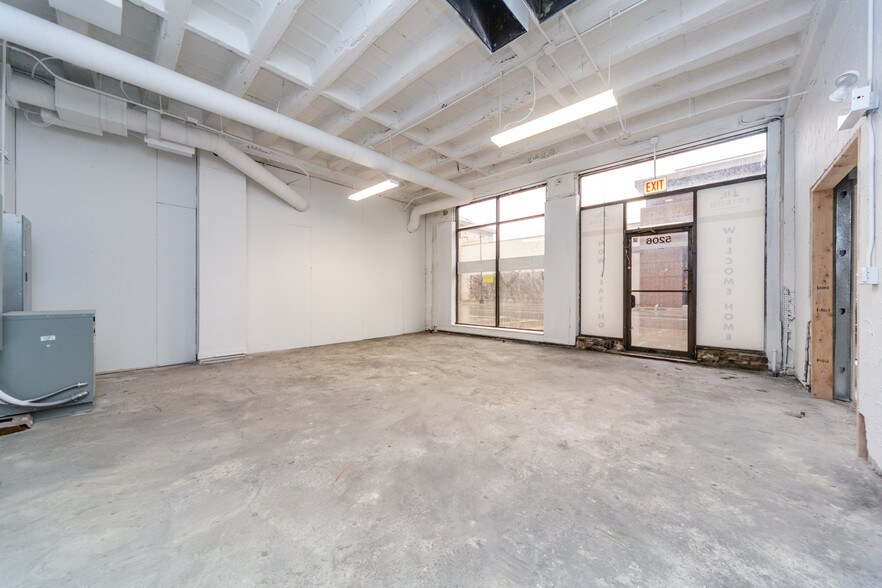 More Photos Of 5200 N Sheridan Rd, Chicago Apartments For Lease