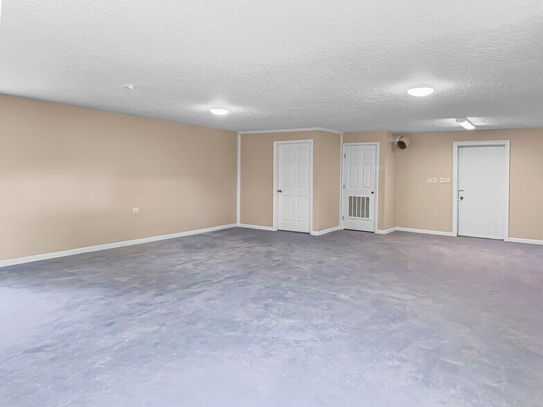 More Photos Of 17280 Front Beach Rd, Panama City Beach Freestanding For Lease