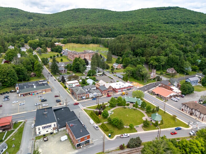 More Photos Of 23 E Main St, Hancock Restaurant For Sale