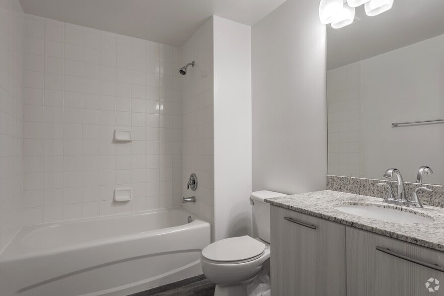 More Photos Of 255 Evernia St, West Palm Beach Apartments For Sale