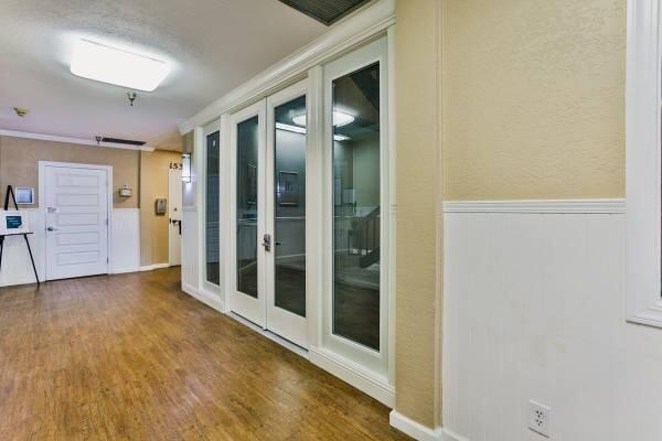 More Photos Of 1530-1538 Market St, Redding Office For Lease