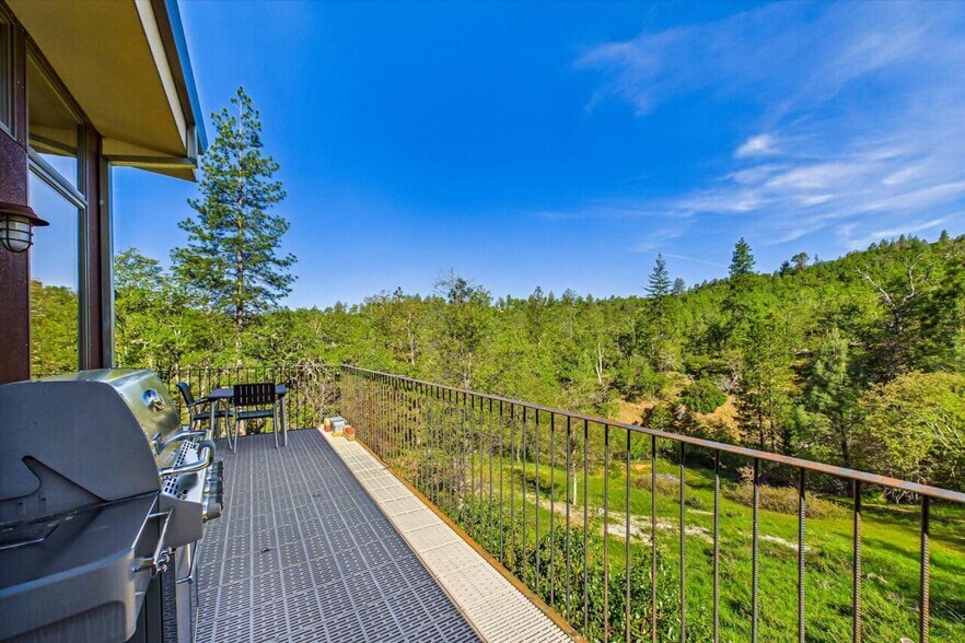 More Photos Of 6691 Reading Creek Rd, Douglas City Land For Sale