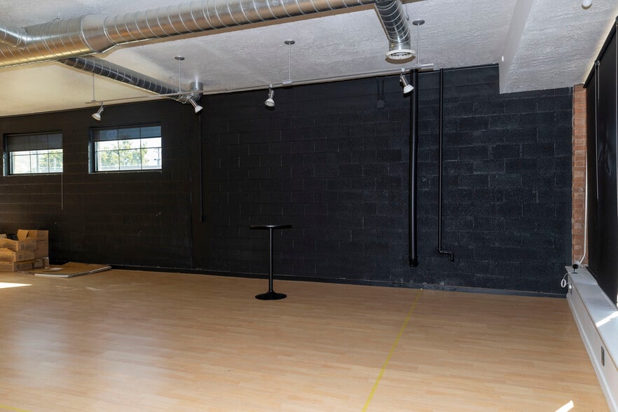 More Photos Of 2424 Wall Ave, Ogden Storefront For Sale