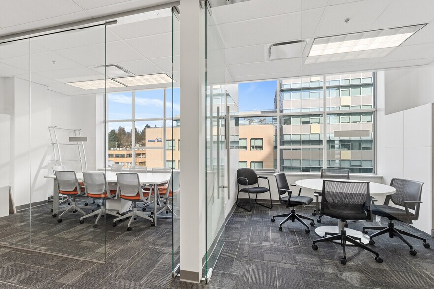 More Photos Of 233 Nelson's Cres, New Westminster Office For Sale