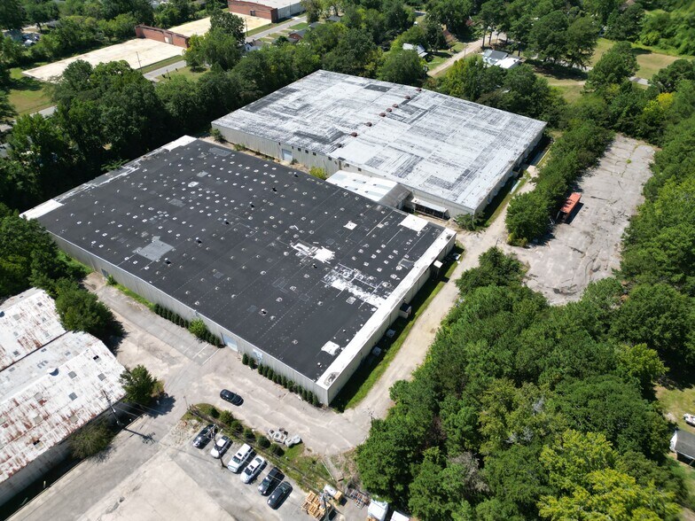 More Photos Of 320 Commerce Ct, Rocky Mount Warehouse For Lease