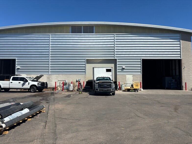 More Photos Of 3062 N Maple, Mesa Manufacturing For Sale