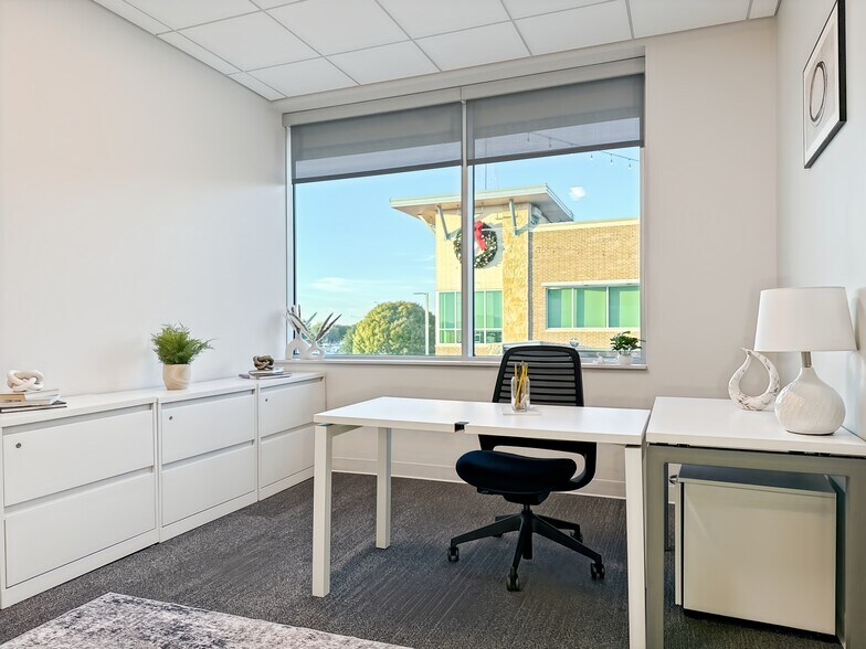 More Photos Of 3300 Dallas North Tollway, Plano Coworking Space