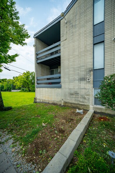 More Photos Of 1102 Salem Ave, Dayton Apartments For Sale